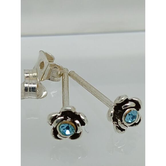 Vintage Estate Jewelry NOS .925 Sterling Silver Sky Blue Rose Crystal Earrings - Picture 4 of 11